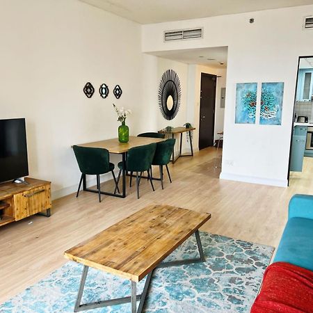 Newly Renovated Marina & Sea View Family Condo Dubai Eksteriør bilde