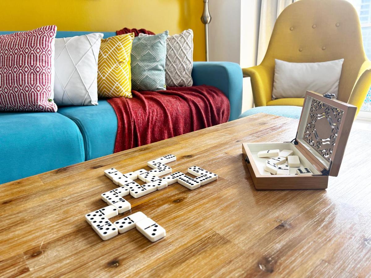Newly Renovated Marina & Sea View Family Condo Dubai Eksteriør bilde